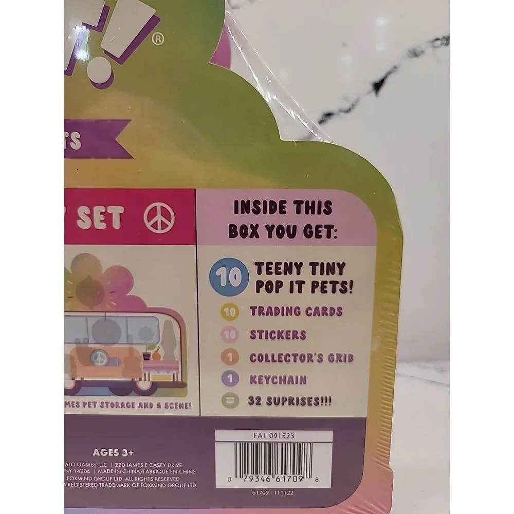 2024 Pop It Pets Specialty Set PEACE LOVE‎ & POP ITS VAN 32 Surprises Storage